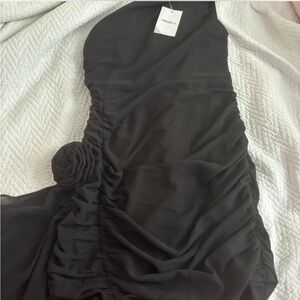 Forever 21 Black Asymmetrical Ruched One Shoulder Dress